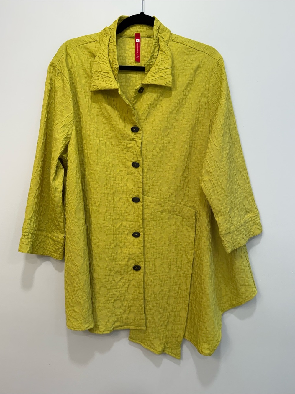 IC by Connie K Asymmetrical SilkyTextured Button-Front Women's Top in Chartreuse